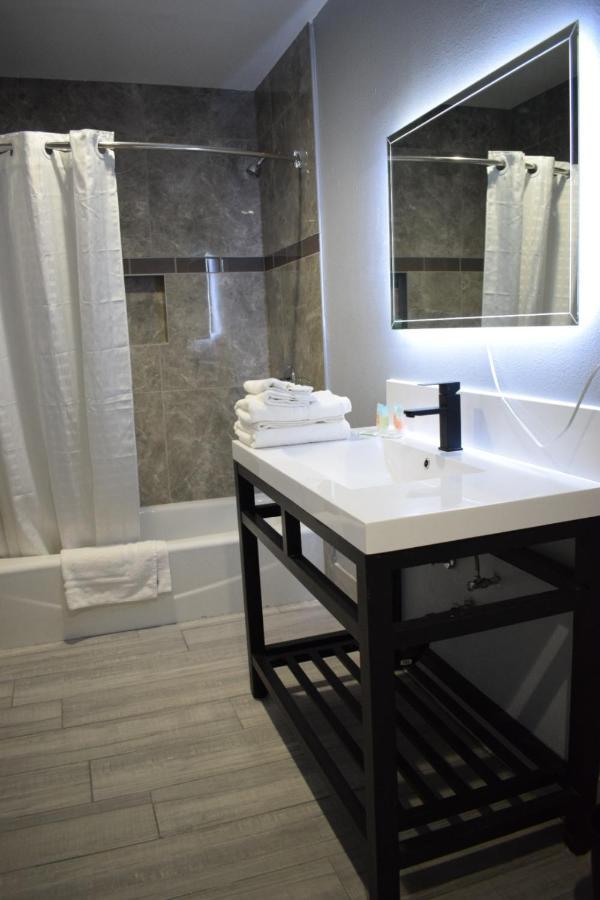 Willow Tree Inn & Suites Λος Άντζελες Εξωτερικό φωτογραφία